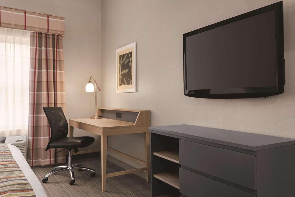 Country Inn & Suites by Radisson Schaumburg IL - photo 17