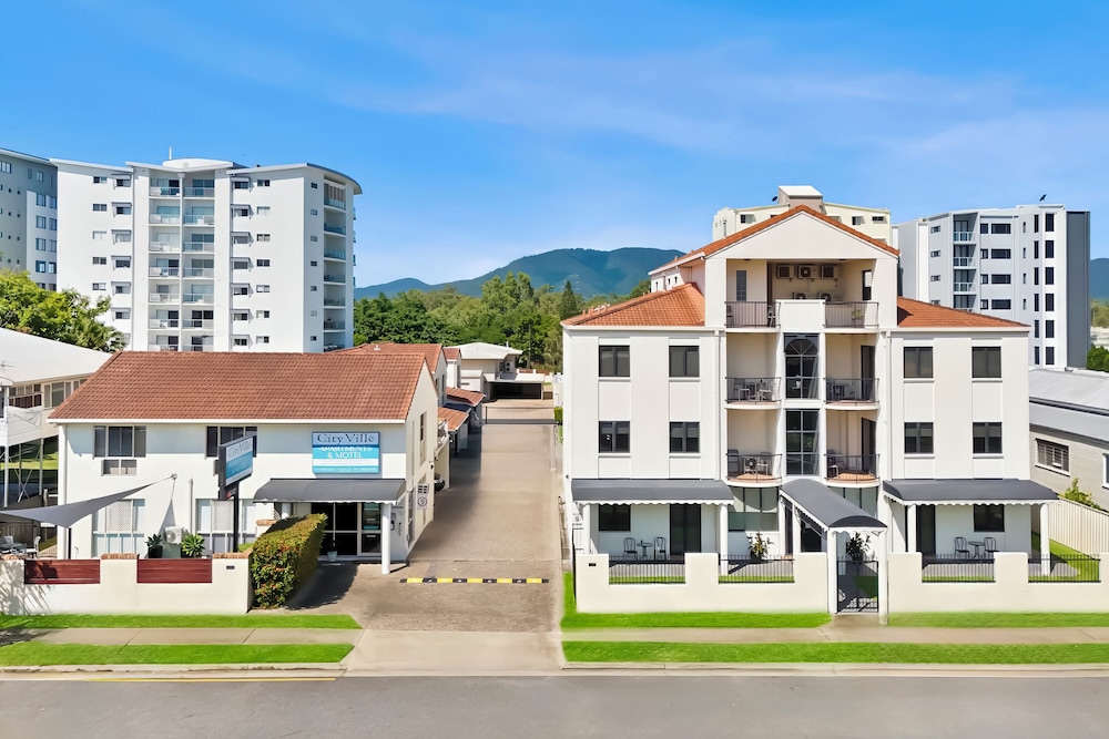 City Ville Luxury Apartments and Motel — 4-Star Luxury Hotel in Rockhampton, Australia