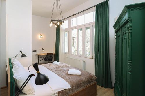 Stylish 1BR Apartment in Tbilisi By Wehost