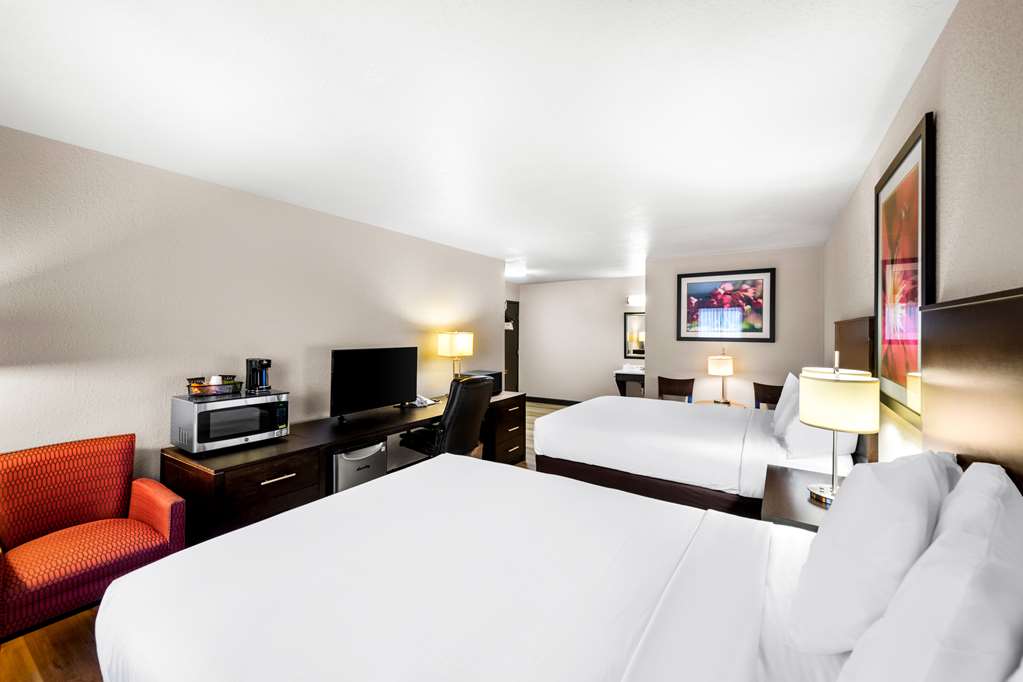 Americas Best Value Inn Marquette - photo 14