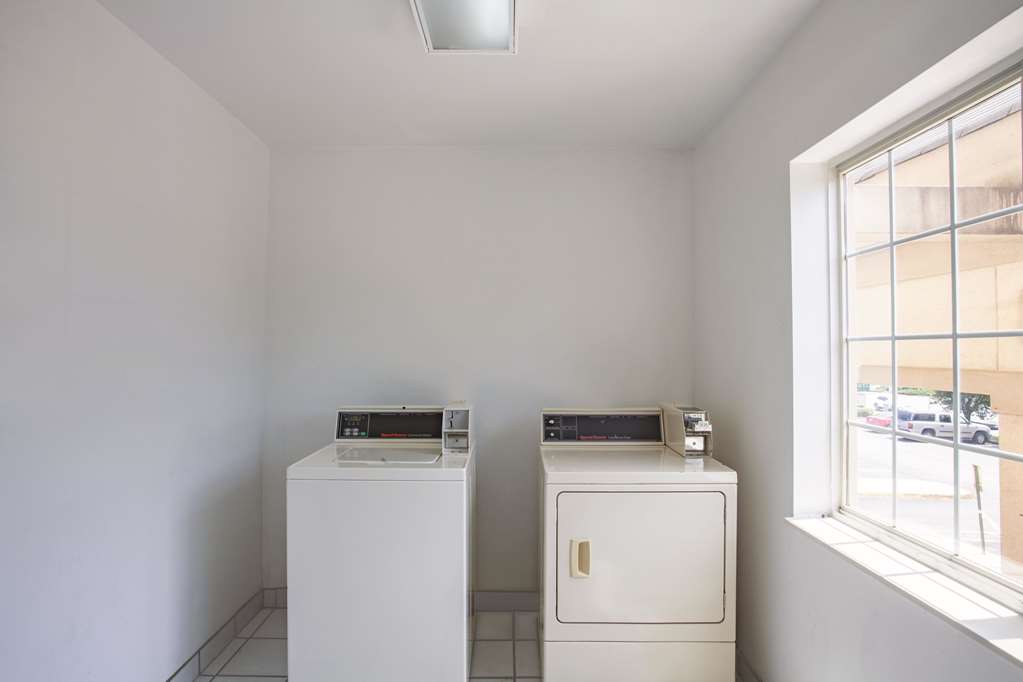 La Quinta Inn by Wyndham Richmond South - photo 23
