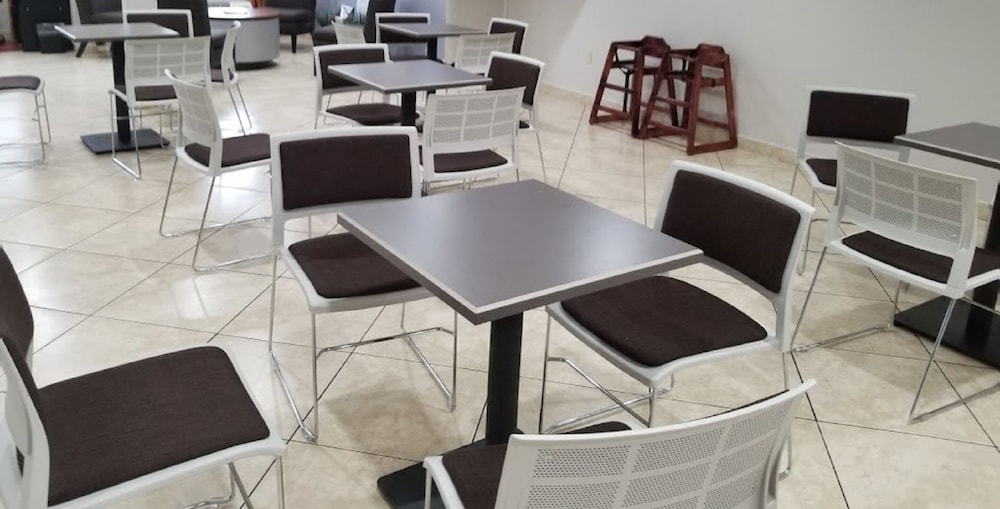 Microtel Inn & Suites by Wyndham Palm Coast I 95 - photo 27