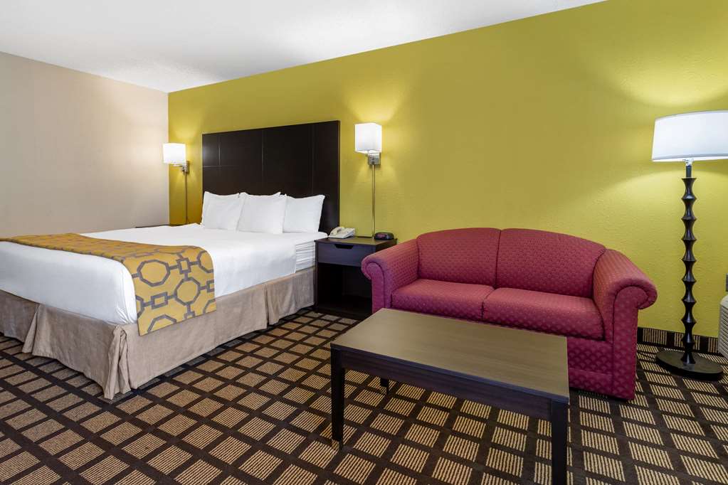 Baymont by Wyndham Queensbury Lake George - photo 20