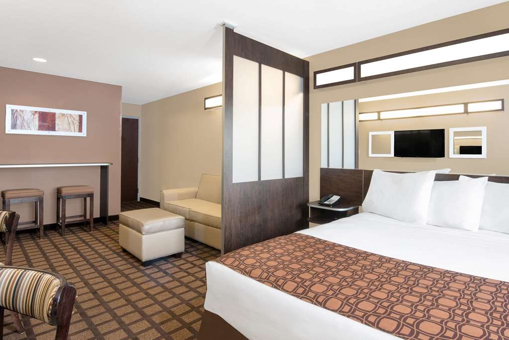 Microtel Inn & Suites by Wyndham Sidney - photo 14