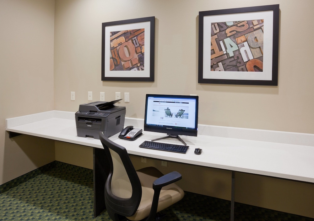 Candlewood Suites Bemidji Paul Bunyan by IHG - photo 26