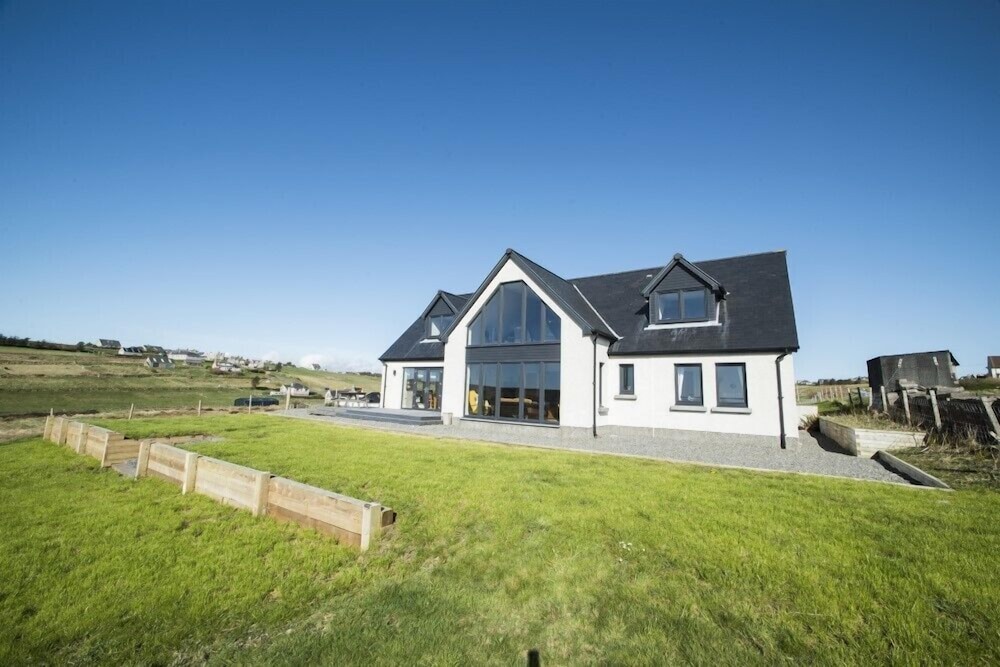 Clach Gorm — Stornoway