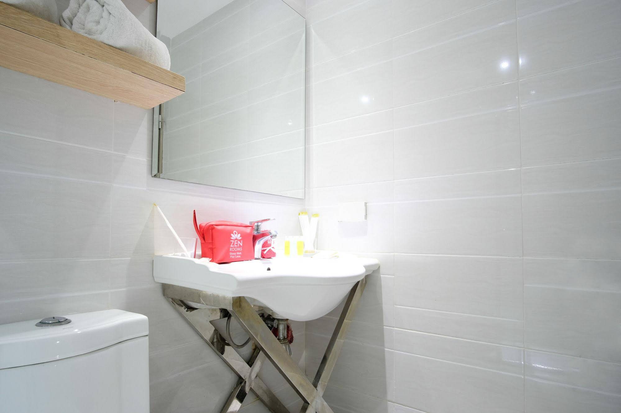 ZEN Premium Binondo - last minute hotel in Manila