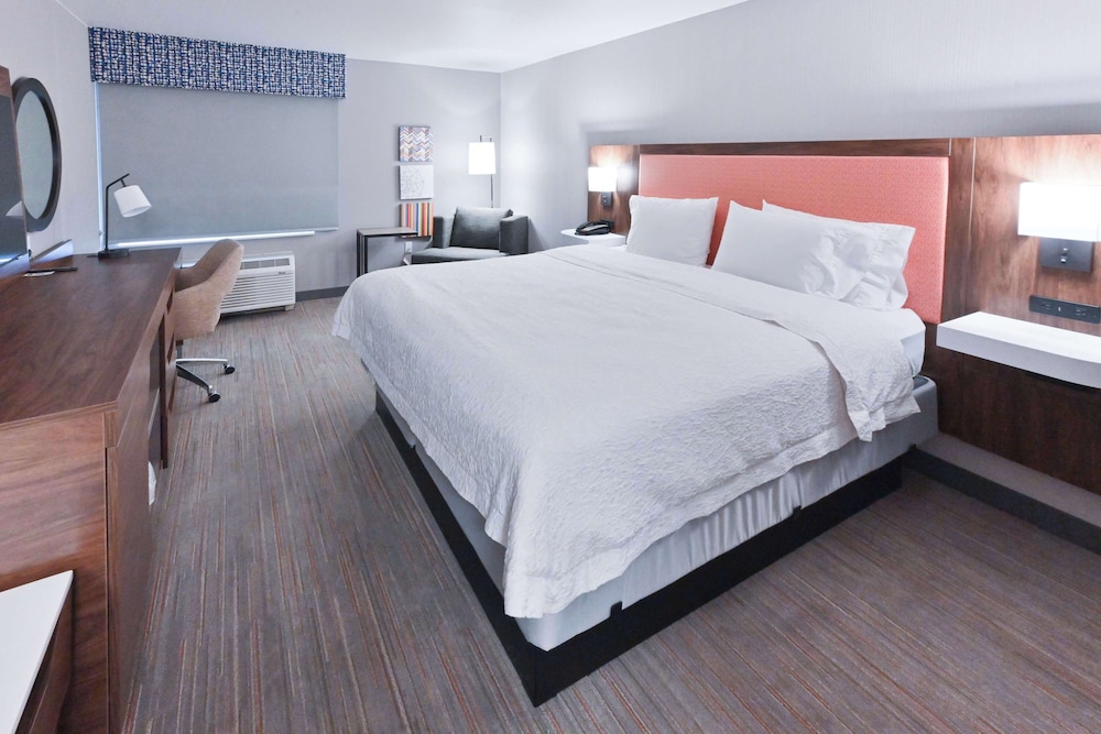 Hampton Inn Fremont - photo 10
