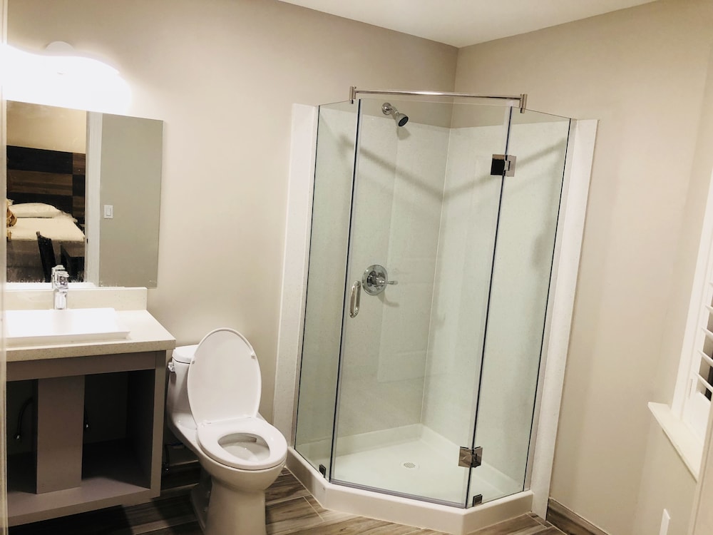 Bay Hotel - photo 20