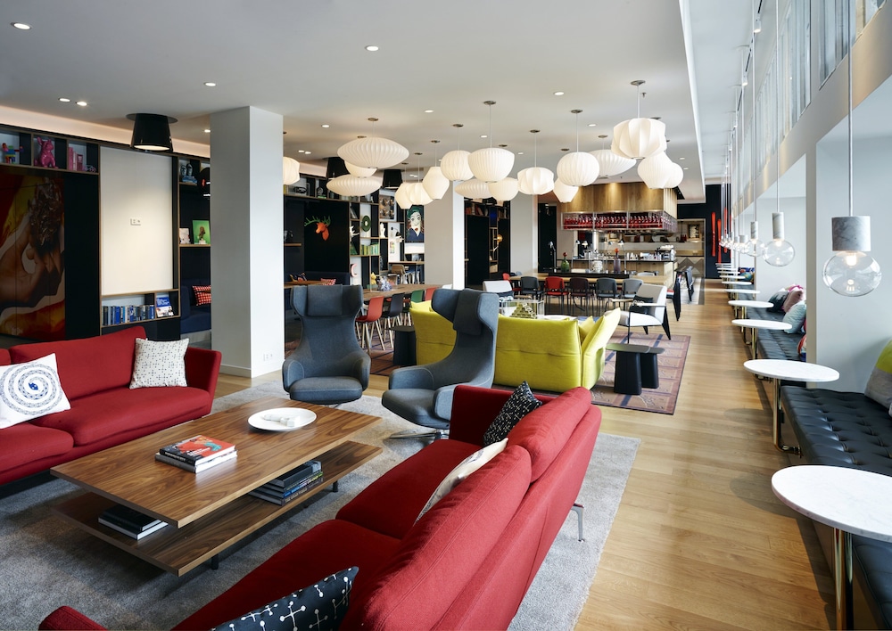 citizenM Zürich — 4-Star Luxury Hotel in Zurich, Switzerland