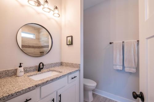 Suga Shack by Oak Island Accommodations - photo 14