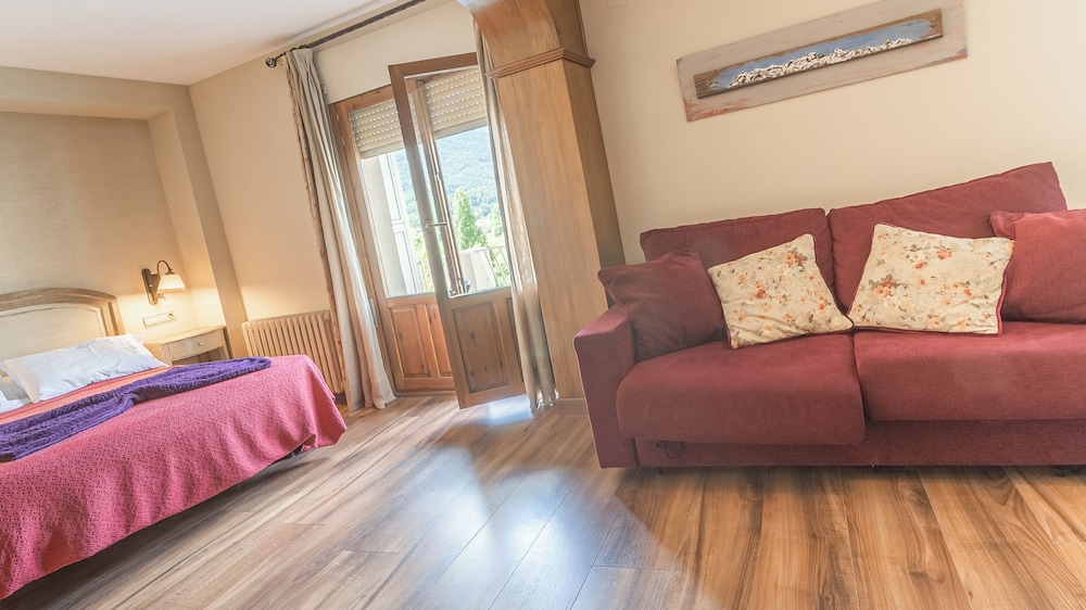 Hostal Rio Ara Bellosta — Fiscal — photo 5