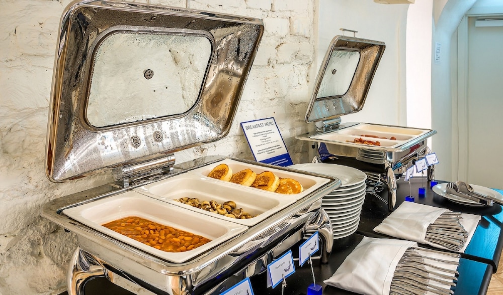 מזון ומשקאות