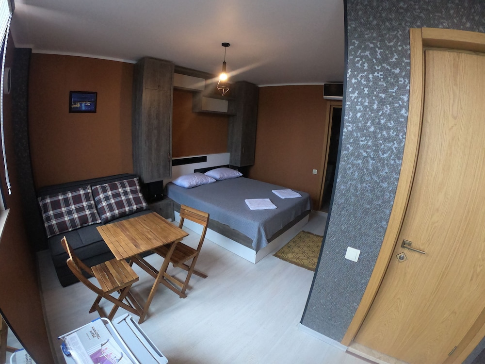 R&M Hotel Batumi pet-friendly hotel Batumi