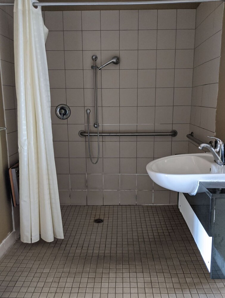 OYO Hotel Lake Charles Hwy 10 - photo 26