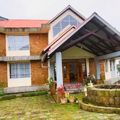 Laitkynsew Resort in Cherrapunji, India