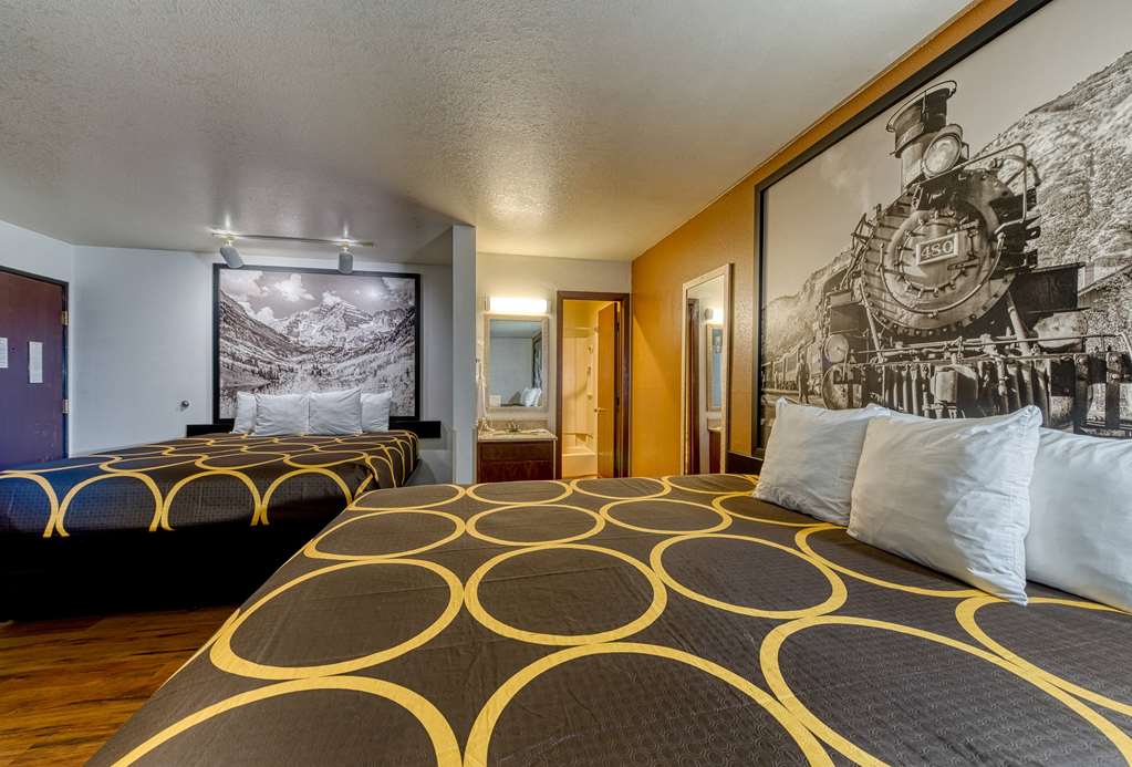 Super 8 by Wyndham Alamosa - photo 37