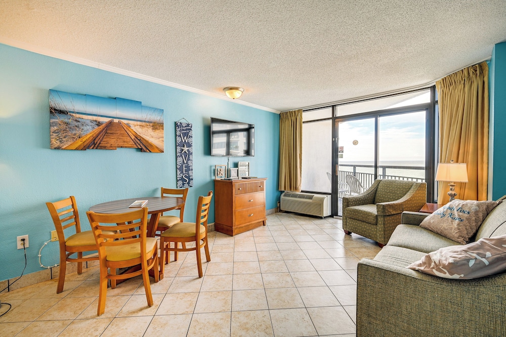 Indoor & Outdoor Pools: Myrtle Beach Resort Condo - photo 2