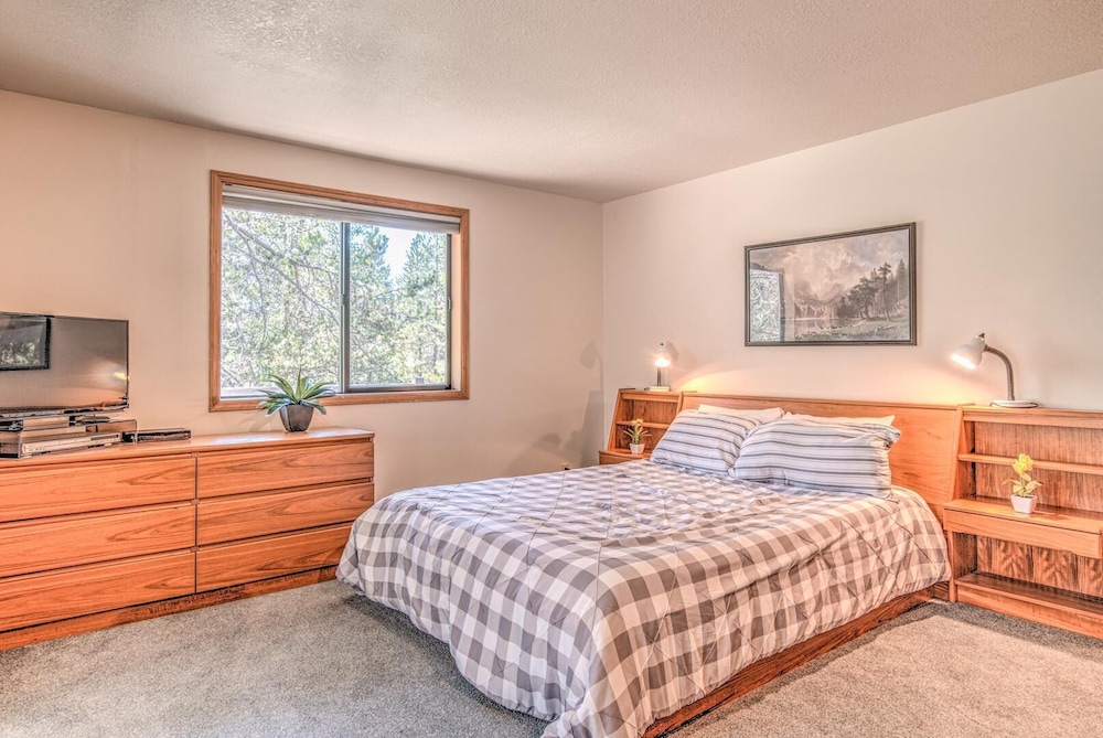 White Elm Lane #31 by Village Properties at Sunriver — 4-Star Luxury Hotel in Bend, United States