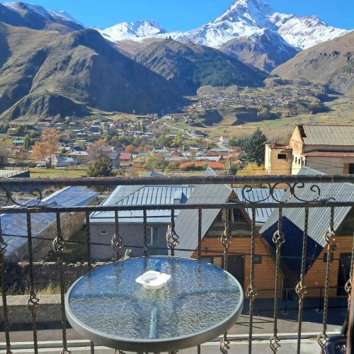 Hotel Iveria in Step'antsminda, Georgia