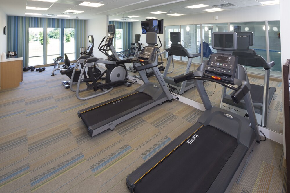 Holiday Inn Express & Suites Monroe by IHG - carbon neutral hotel in Monroe