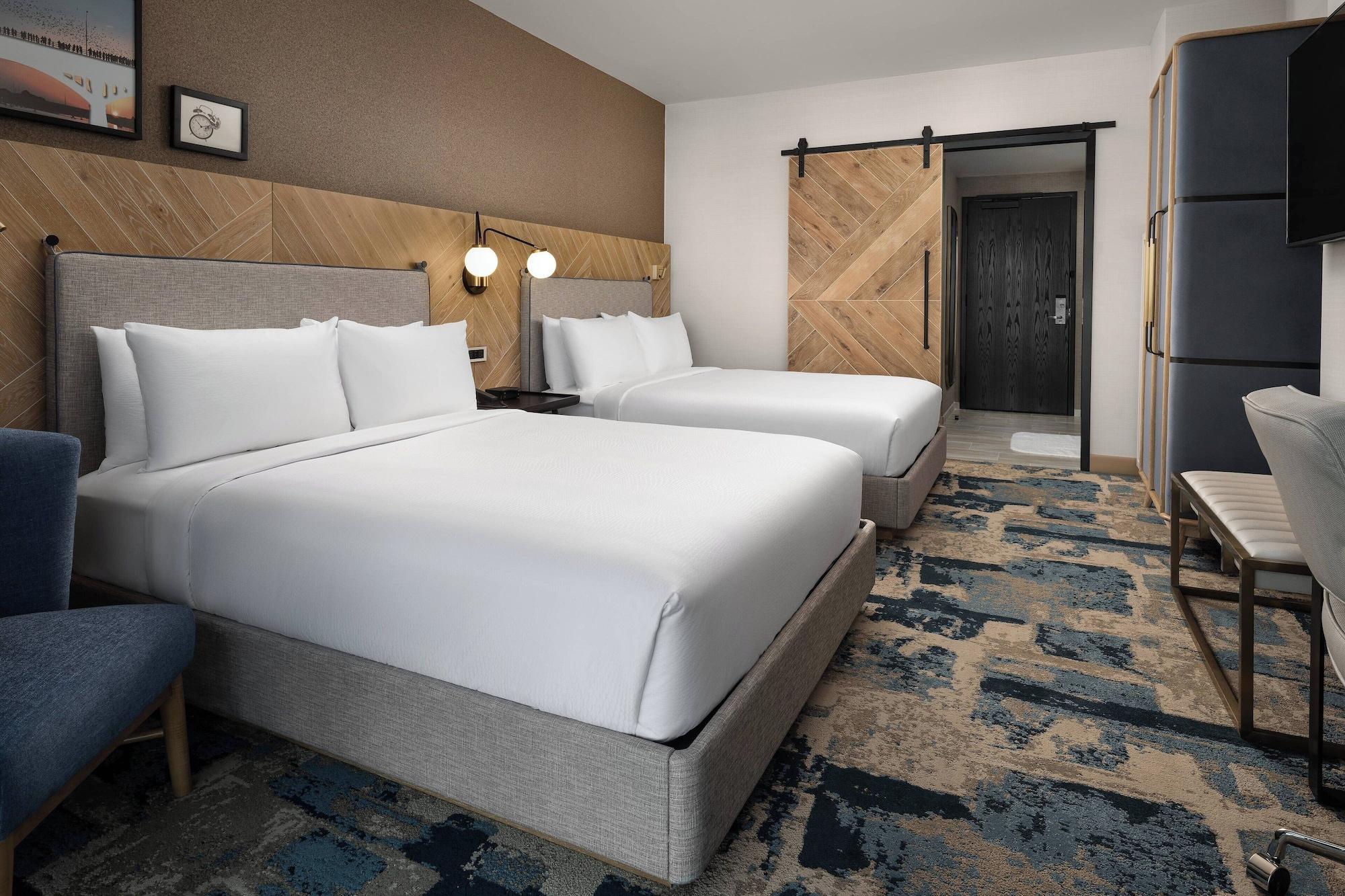 The Otis Hotel Austin Autograph Collection - photo 28