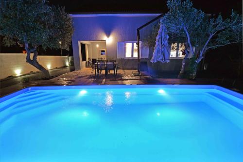 Vila Ena — 4-Star Luxury Hotel in Murter, Croatia