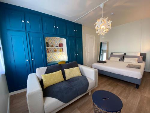 Cosy T1 Proche Commerces Et Axes Routiers — hotel in Chateau-Renault