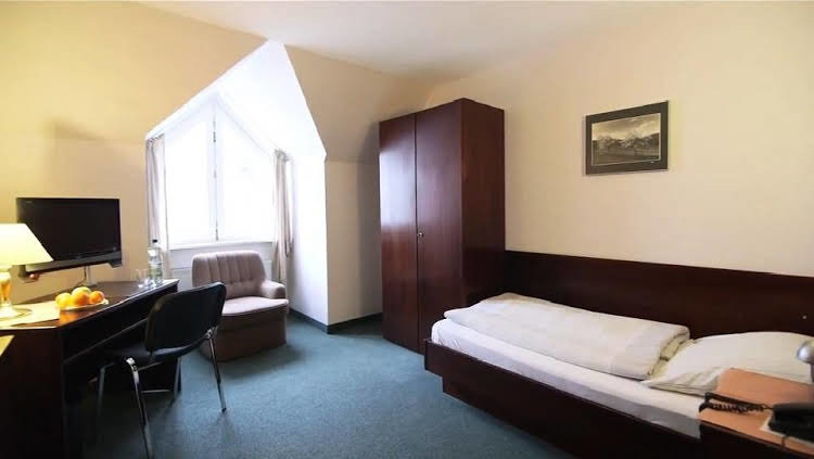 Hotel Pension Haus Erna — Bad Berleburg — photo 4