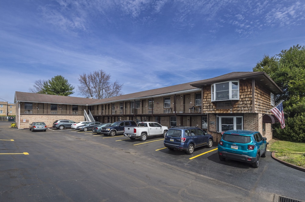 Sunrise Inn Hershey - photo 46