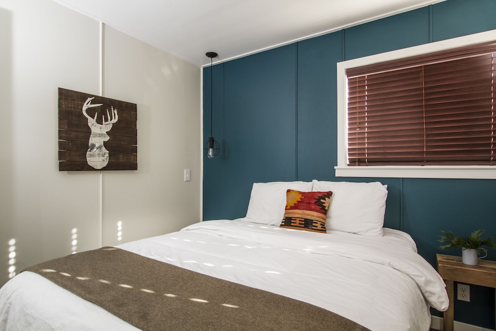 Noon Lodge at Mallard Bay - photo 16