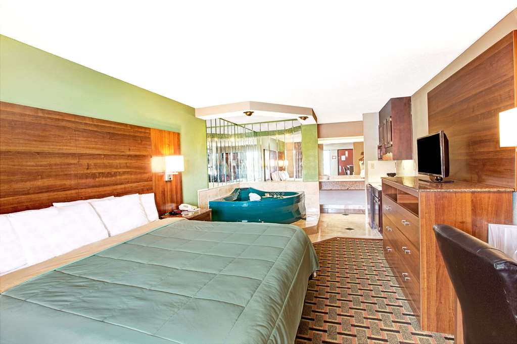 Days Inn by Wyndham Conover Hickory - photo 11