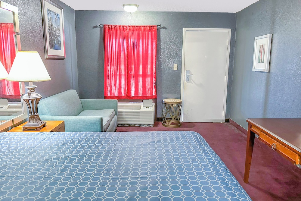 Hahira Inn By OYO near Valdosta - photo 20