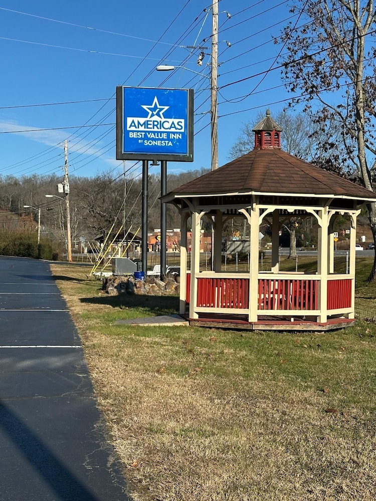 Americas Best Value Inn Franklin - photo 3
