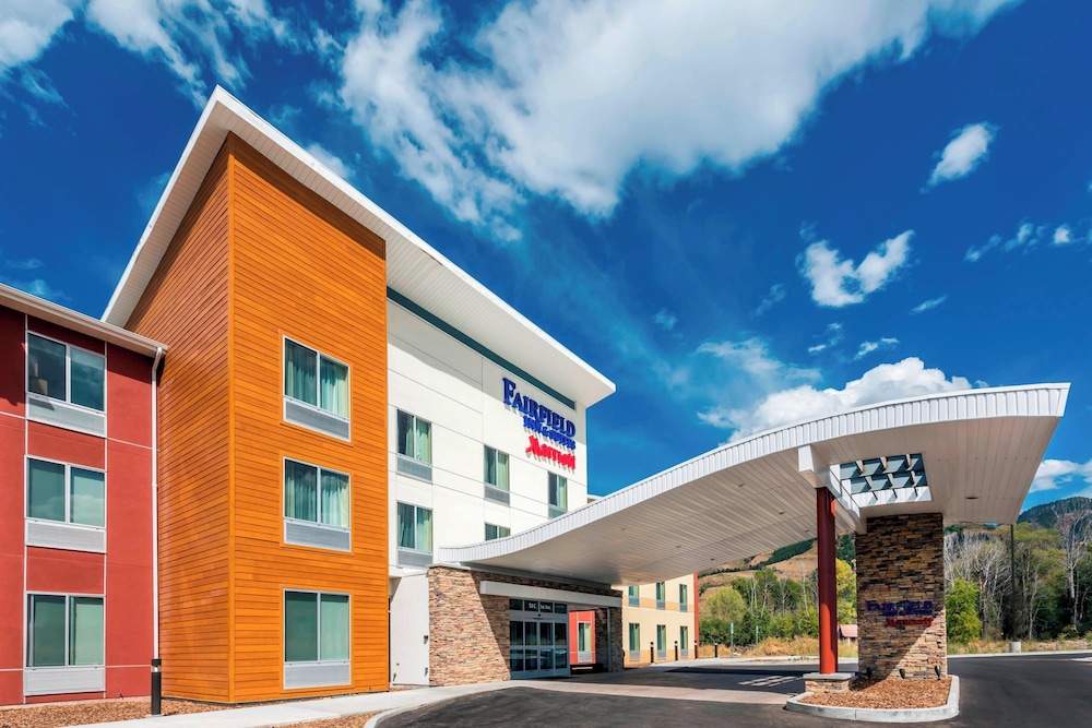 Fairfield Inn & Suites Afton Star Valley - carbon neutral hotel in Afton