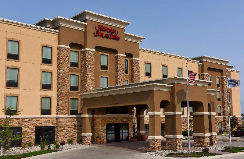 Hampton Inn & Suites by Hilton Fargo Medical Center — hotel in Fargo