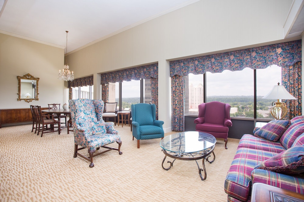 Ramada Hotel & Conf Center by Wyndham Augusta Downtown - photo 22