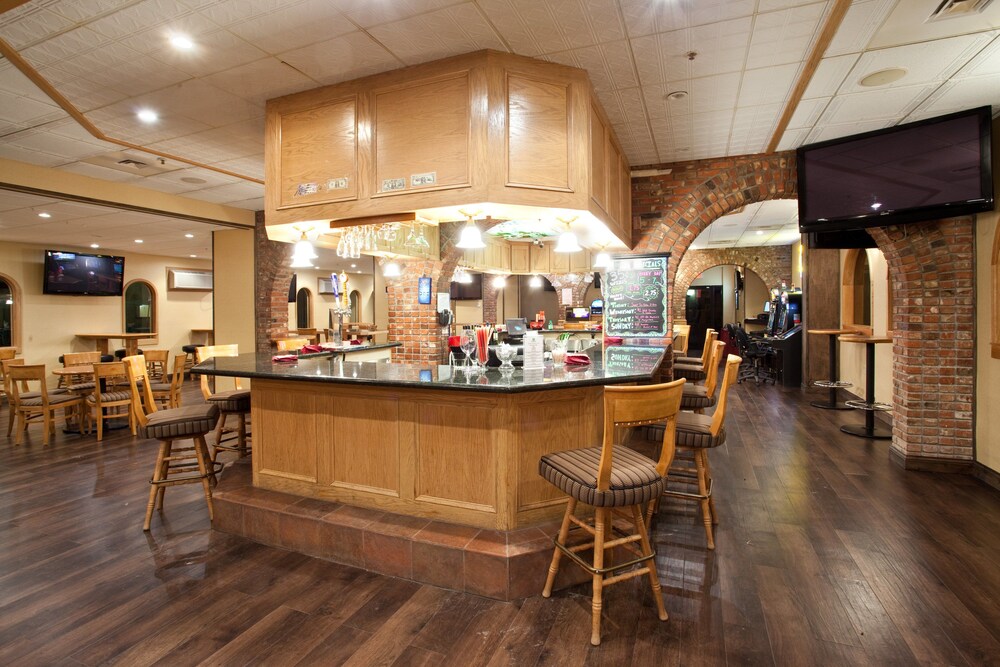 Holiday Inn Great Falls Convention Center by IHG - photo 39