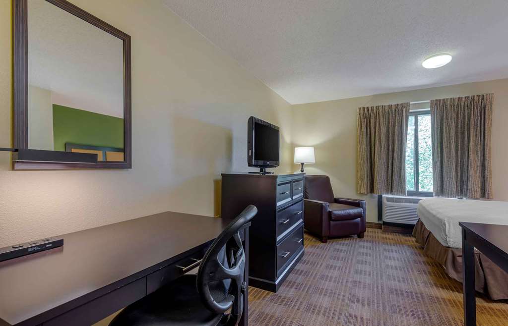 Extended Stay America Select Suites Atlanta Vinings - photo 7
