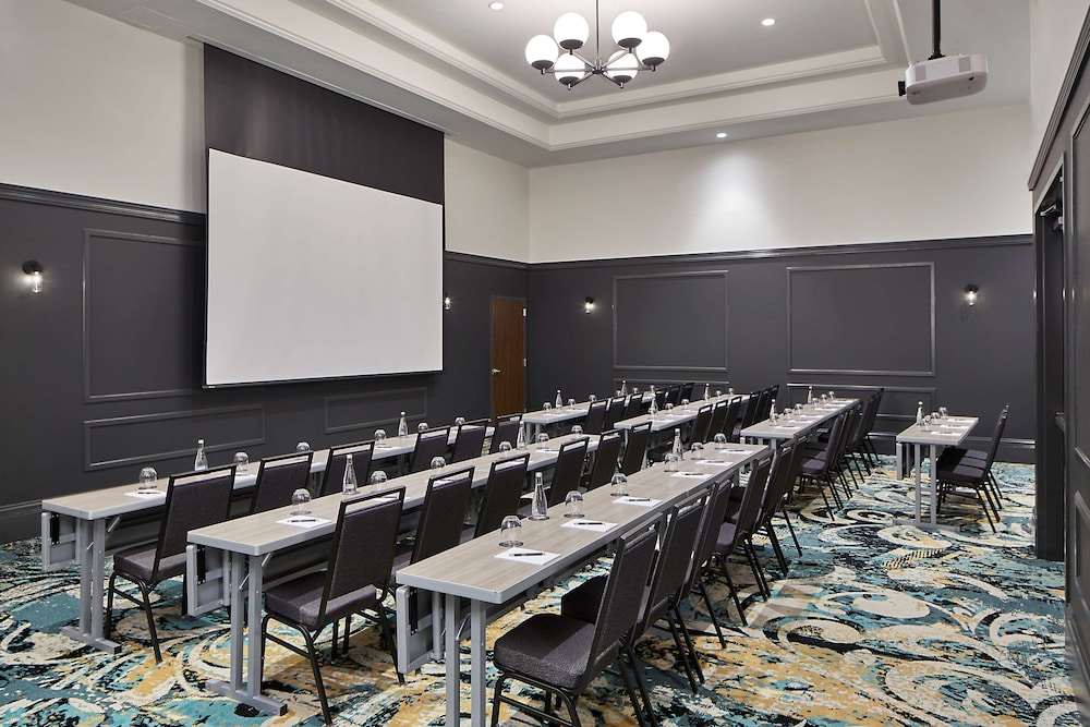 The Hamilton Alpharetta Curio Collection by Hilton - photo 40