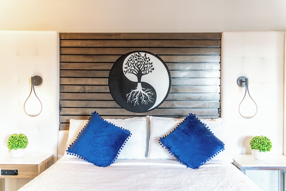 Aspire Inn Studios & Spas - photo 57