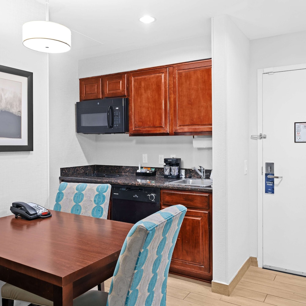 Homewood Suites by Hilton Ft. Lauderdale Airport Cruise Port - photo 18