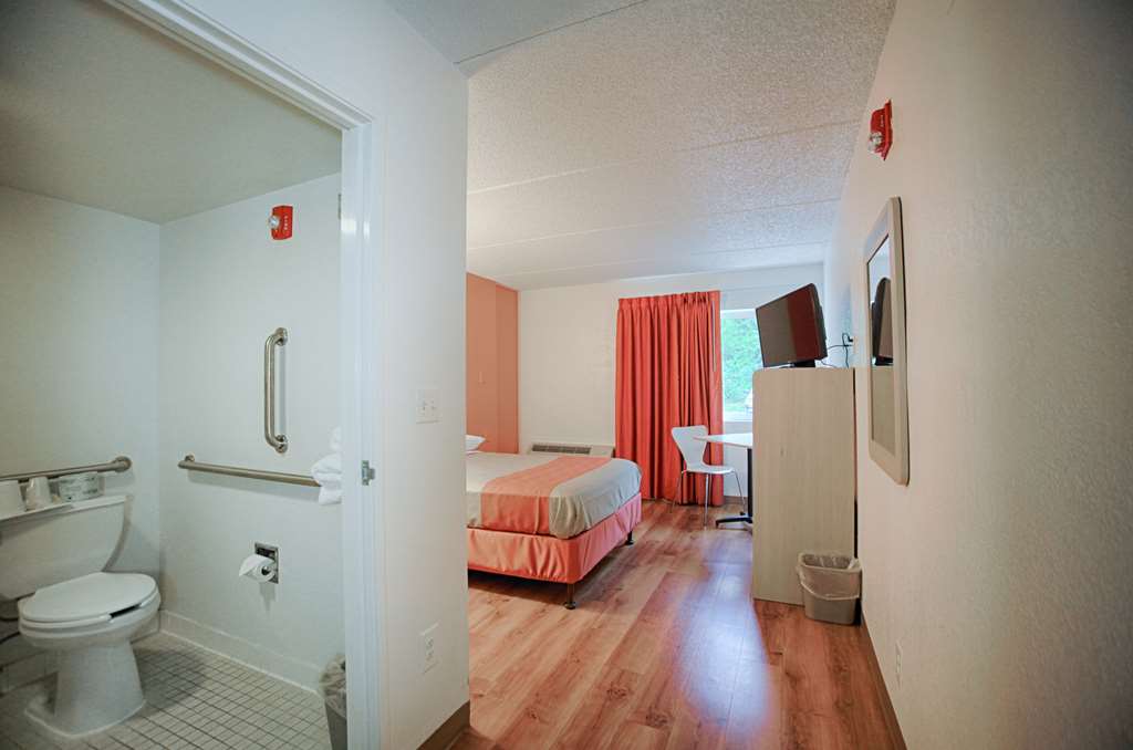 Motel 6 Albany NY - photo 11