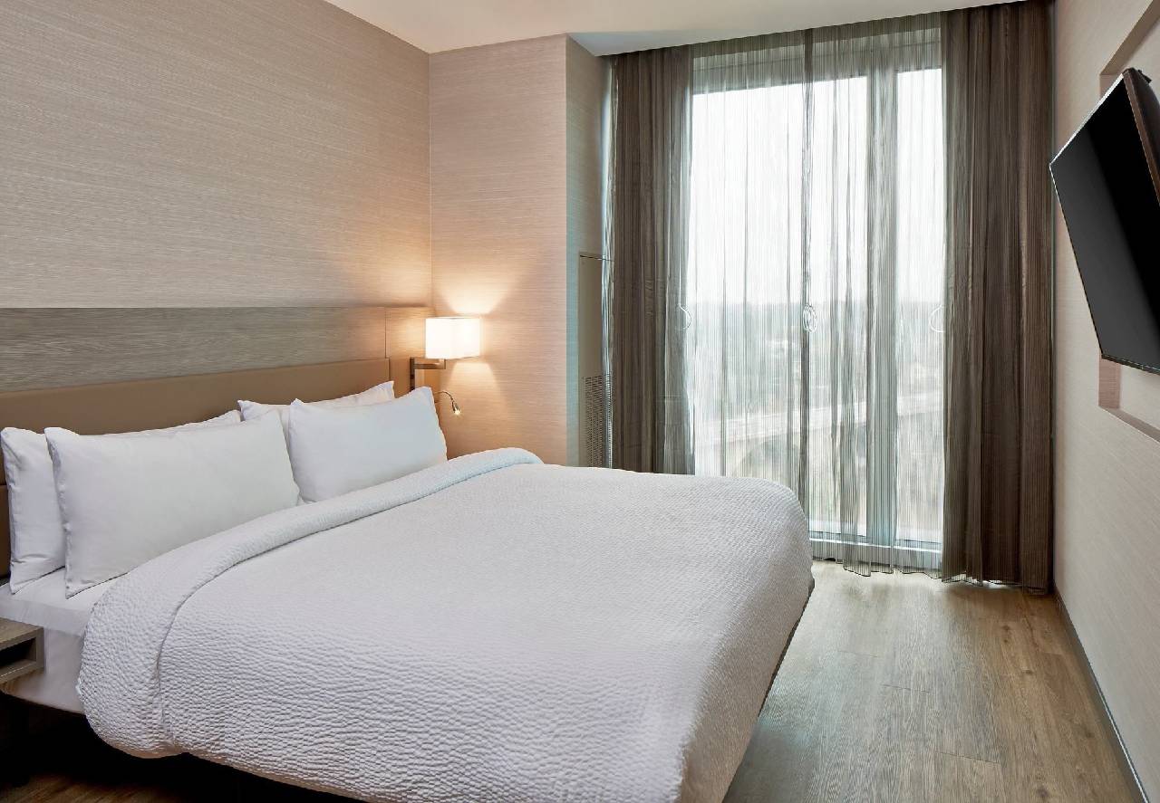 AC Hotel by Marriott Columbus Dublin - photo 37