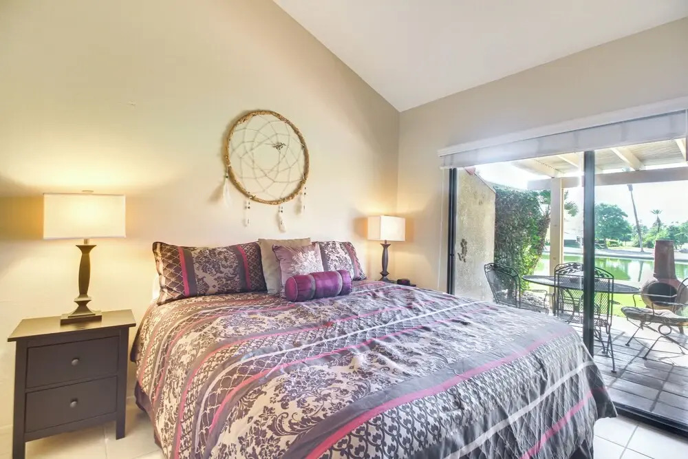 Pet friendly Palm Desert Gem on Golf Course - photo 13