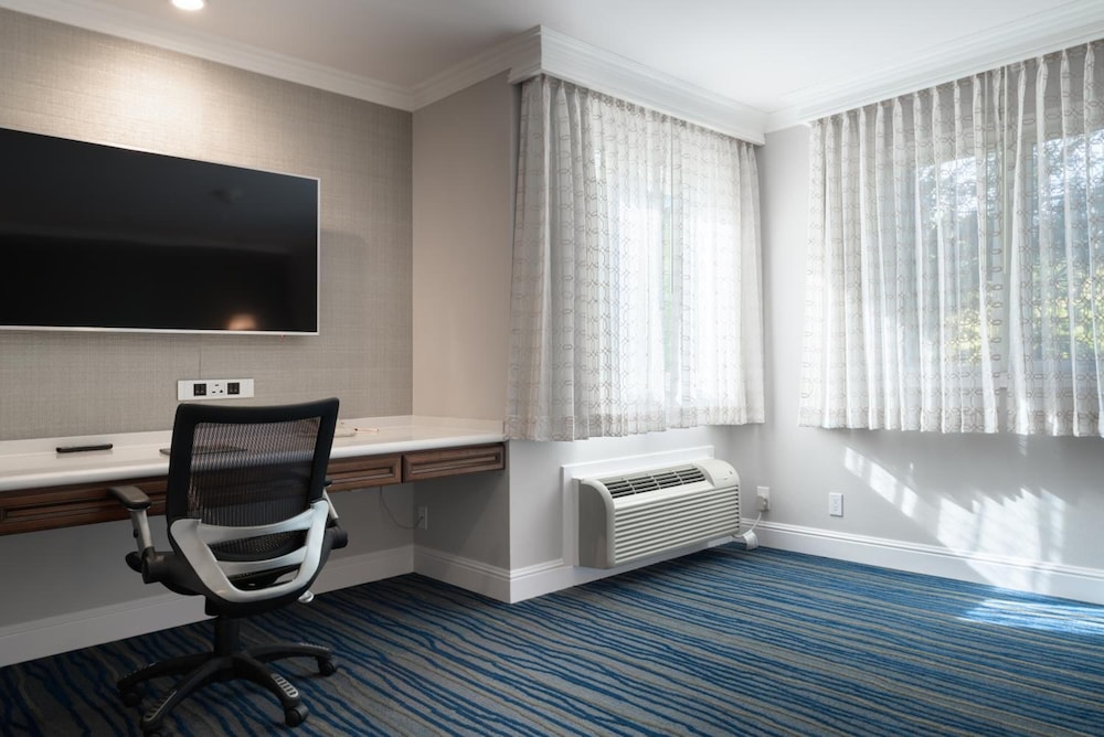 Woodcrest Hotel Cupertino - photo 4
