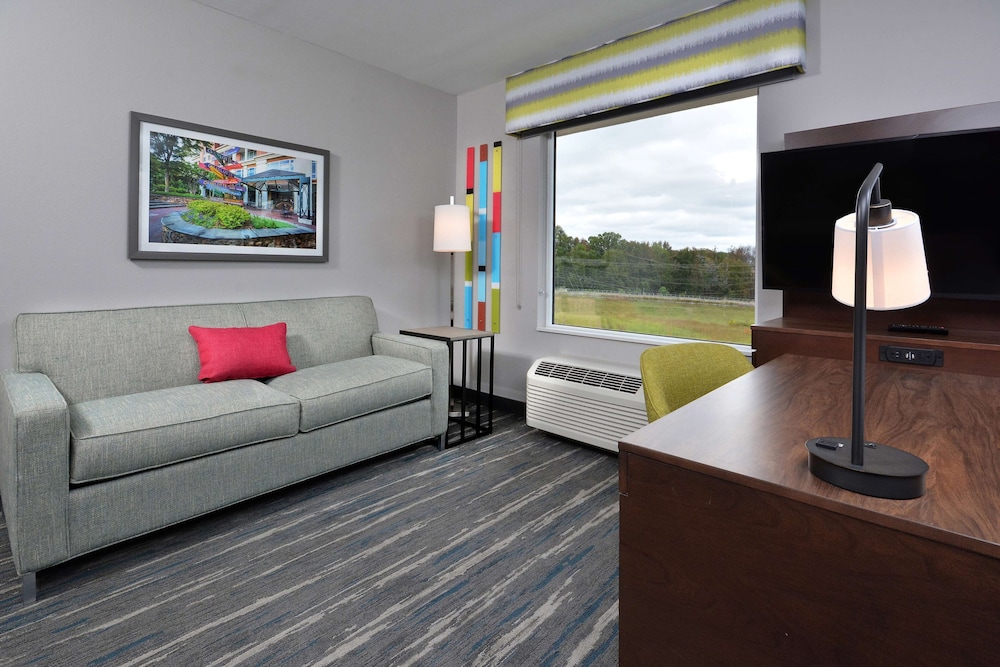 Hampton Inn & Suites by HIlton Charlotte North I 485 - photo 10