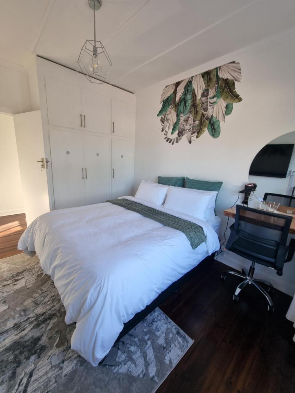 Troon Harmony Room 2 - last minute hotel in Durban