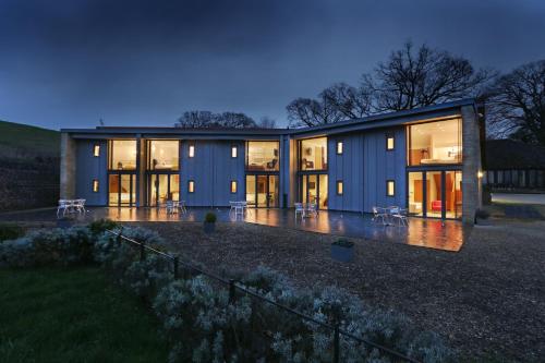 The Farmyard Adults Only — 4-Star Luxury Hotel in Yeovil, United Kingdom