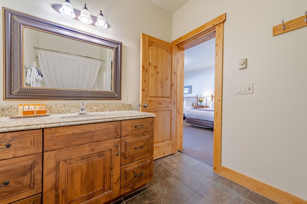 Cowboy Village Resort - photo 58